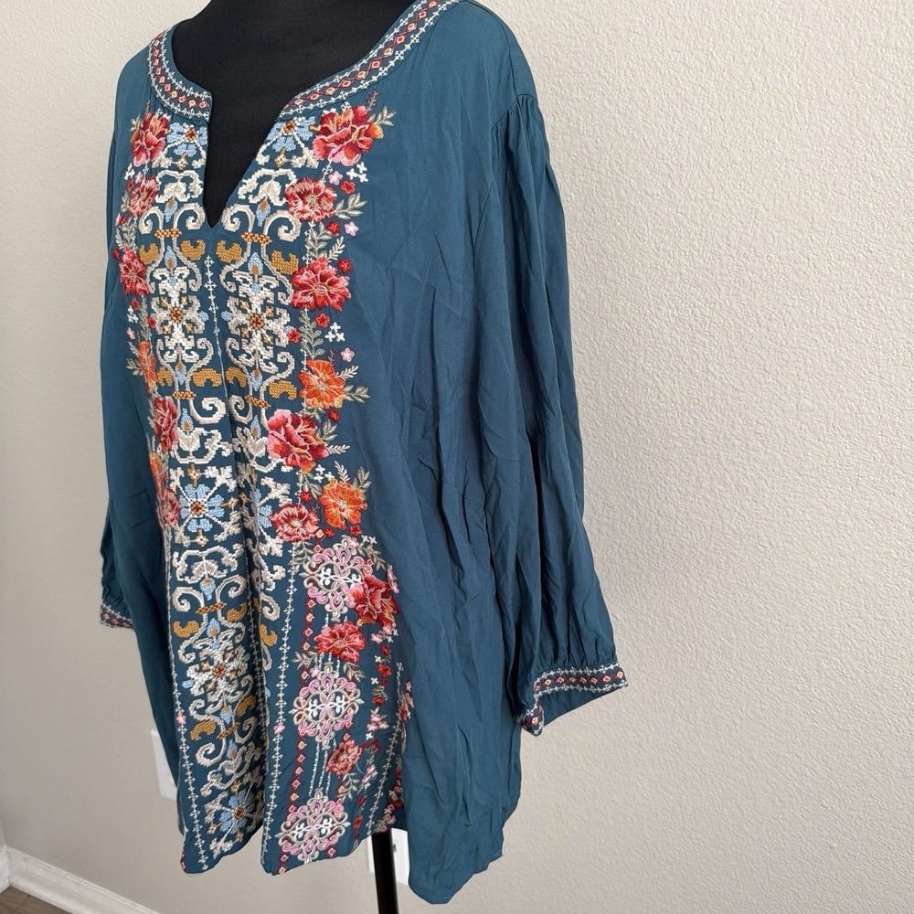 Savanna Jane Tunic Top Womens 2X Teal Embroidered Floral 3/4 Bell Sleeve Boho - Picture 3 of 9